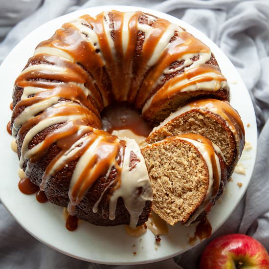 Caramel Apple Cider Cake - Recipe photo by Foodtasia