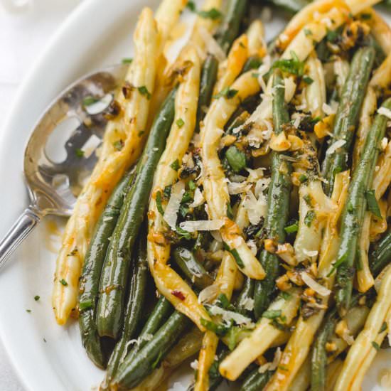 Lemon Garlic Butter Green Beans - Recipe photo by Eatwell 101