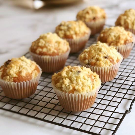 Orange, dark chock chip muffins - Recipe photo by Thescrimpycook