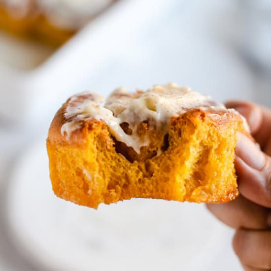 Pumpkin Cinnamon Rolls - Recipe photo by AnnaBanana