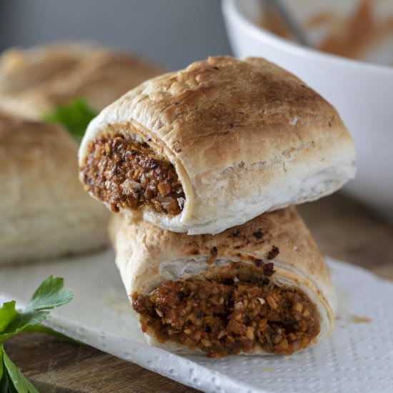 Vegan Sausage Rolls - Recipe photo by karenluvslife