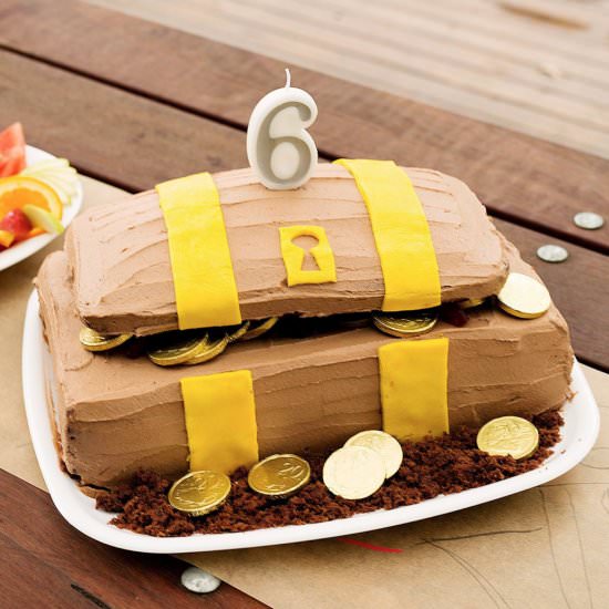 Treasure Chest Birthday Cake - Recipe photo by kidseatbyshanai