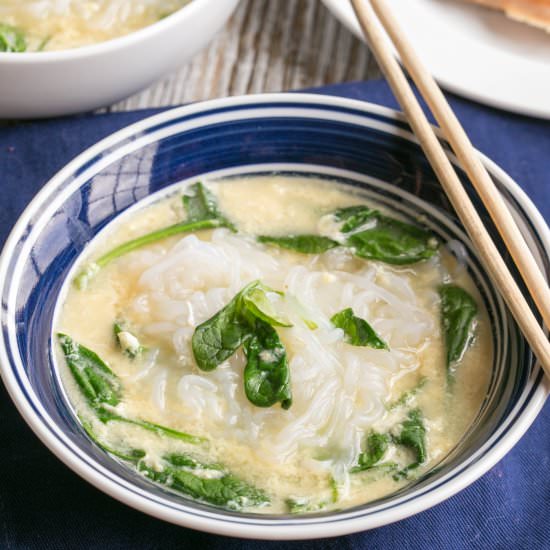 Spinach Egg Miracle Noodle Soup - Recipe photo by littlebitrecipes