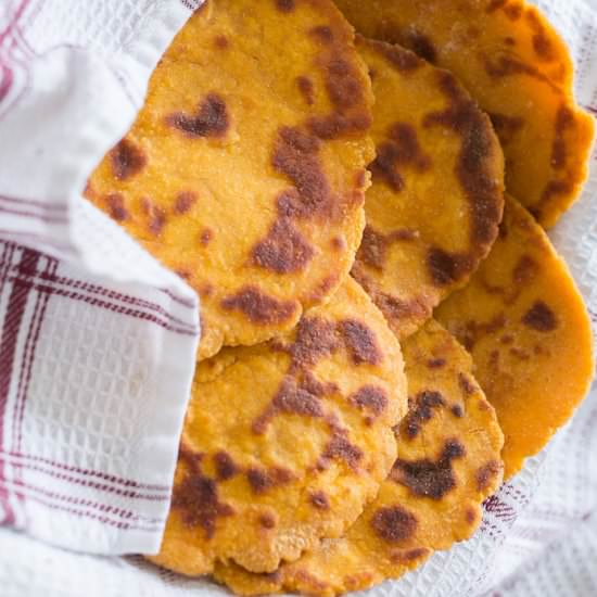 Gluten-Free Sweet Potato Flatbread - Recipe photo by thatcleanlife