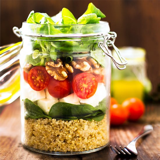 QUINOA SALAD with FETA and SPINACH - Recipe photo by Javi Recipes