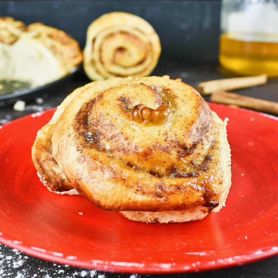 Easy Cinnamon Roll - Recipe photo by suncakemom
