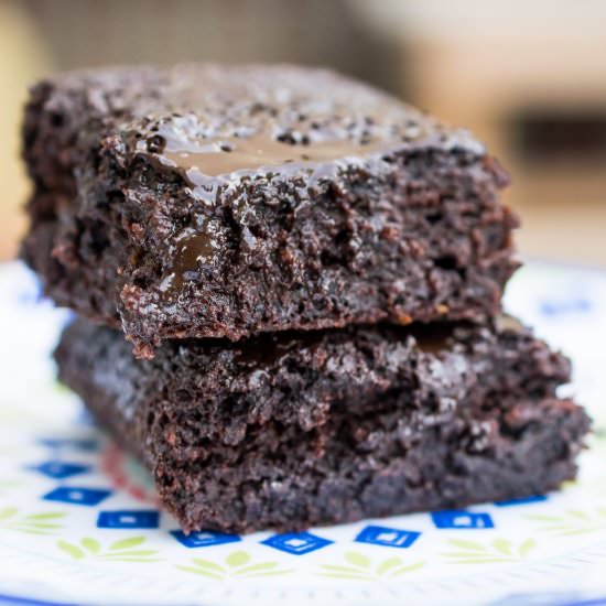 Flourless Avocado Brownies - Recipe photo by Castaway_Kitchen