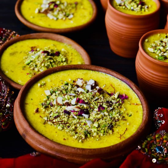 Diwali Sweet Kashmiri Phirni - Recipe photo by My Tryst With Food And Travel