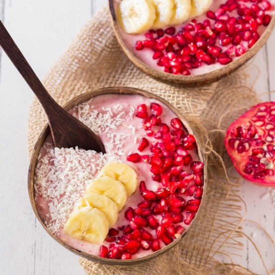 2-Ingredient Pomegranate Nicecream - Recipe photo by Blooming Nolwenn