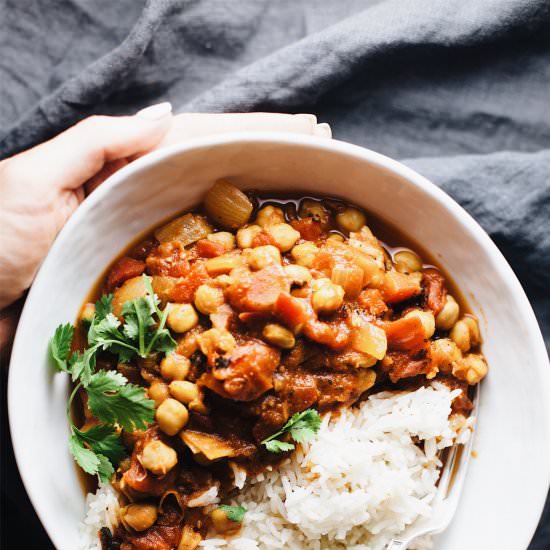 Healthy Moroccan Chickpea Stew - Recipe photo by asimplepalate