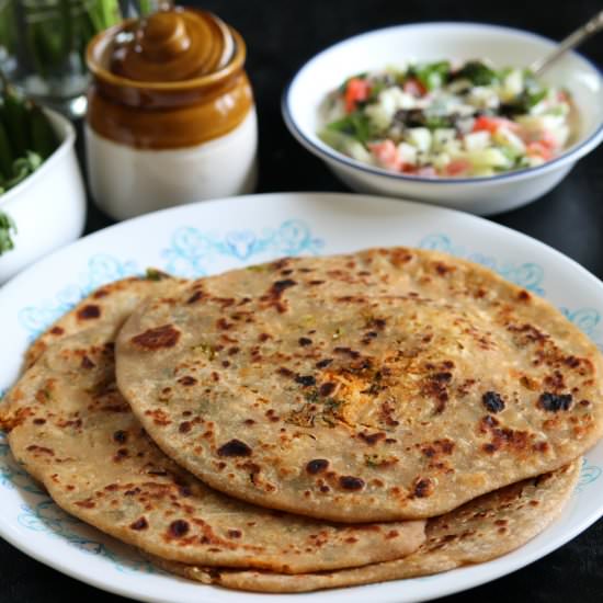 Mooli Ka Paratha - Recipe photo by Masalachilli