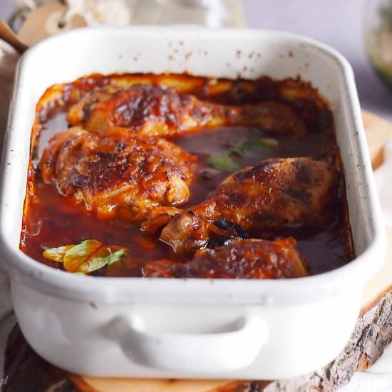 Chicken legs baked with plum sauce - Recipe photo by Dzi