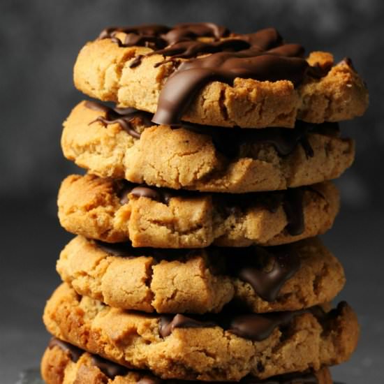 Vegan Almond Butter Cookies - Recipe photo by lovingitvegan