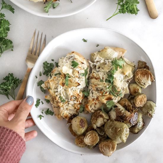One Pan Cheesy Artichoke Chicken - Recipe photo by dashofmandi
