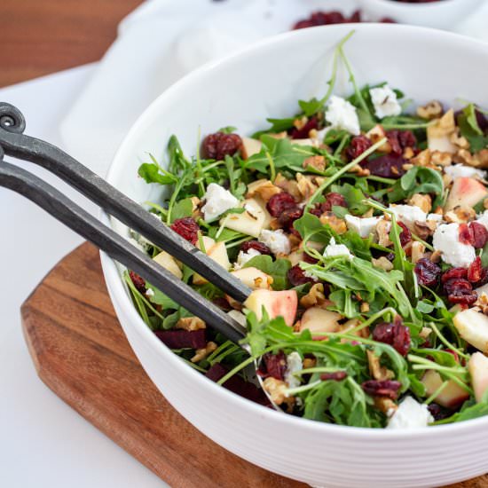 Beet and Goat Cheese Arugula Salad - Recipe photo by momsdish