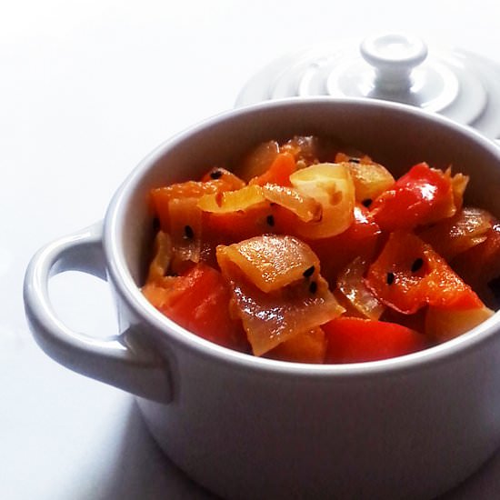 Red Bell Pepper Onion Curry - Recipe photo by steamingpot