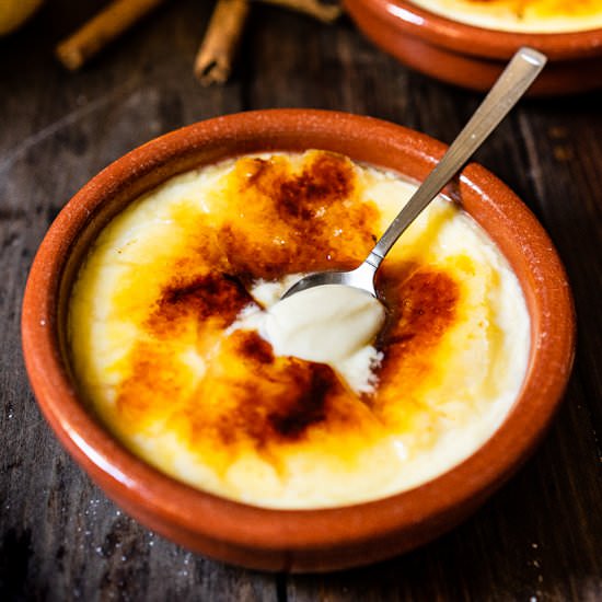 Spanish Crema Catalana - Recipe photo by Javi Recipes