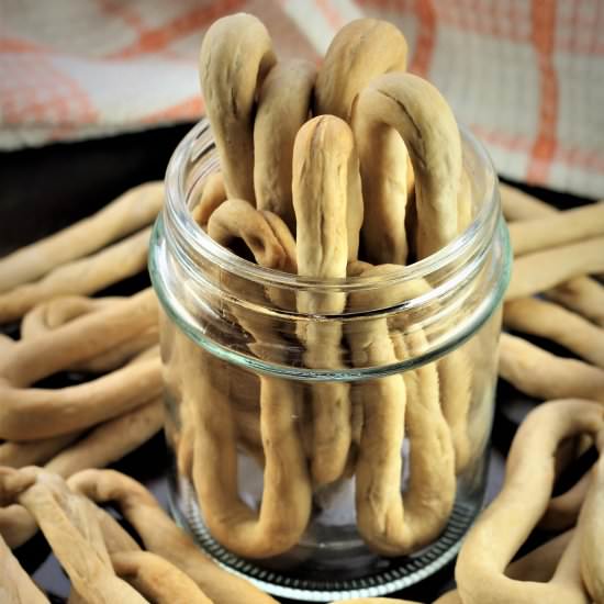 White Wine Taralli - Recipe photo by Mangia Bedda