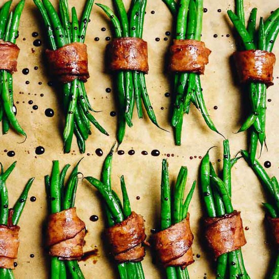 Bacon Wrapped Green Bean Bundles - Recipe photo by IHeartUmami