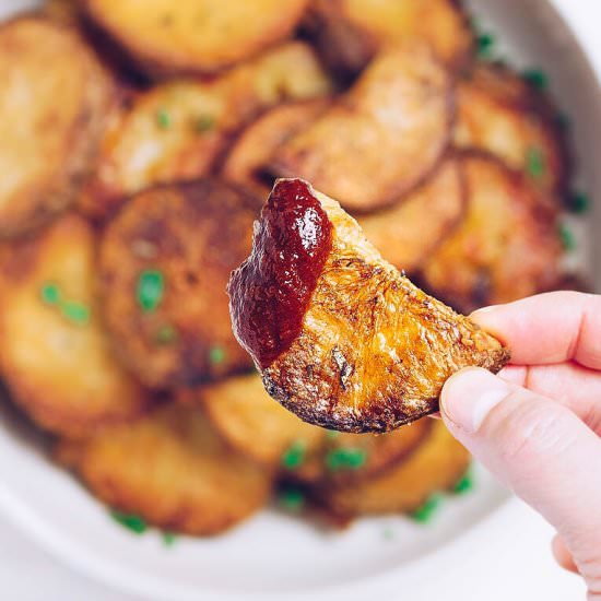 Oven Roasted Crispy Potatoes - Recipe photo by IHeartUmami