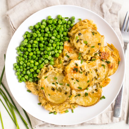Goat's cheese lentil gratin - Recipe photo by Becca @ Easy Cheesy Vegetarian