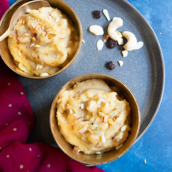 Sooji Halwa (Semolina Pudding) - Recipe photo by pipingpotcurry