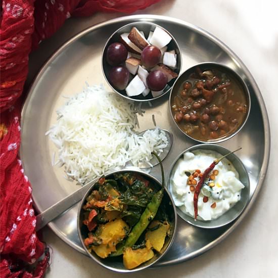 Pumpkin Basale Leaf Curry - Recipe photo by steamingpot