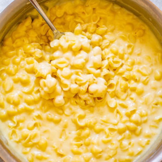 20-Min White Cheddar Mac & Cheese - Recipe photo by Averie