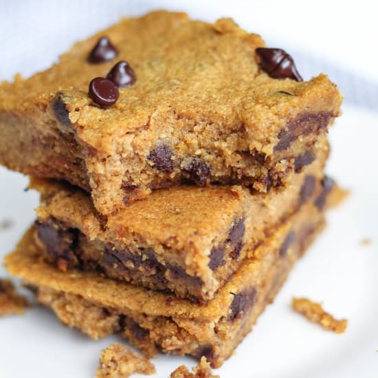 Pumpkin Chocolate Chip Bars - Recipe photo by littlebitrecipes