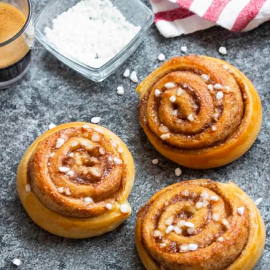 Swedish Cinnamon Buns (Kanelbullar) - Recipe photo by foodandjourneys