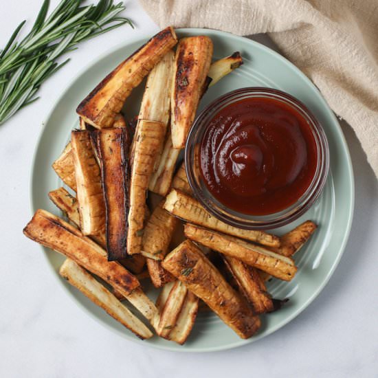 Rosemary Garlic Parsnip Fries - Recipe photo by spinach4breakfast