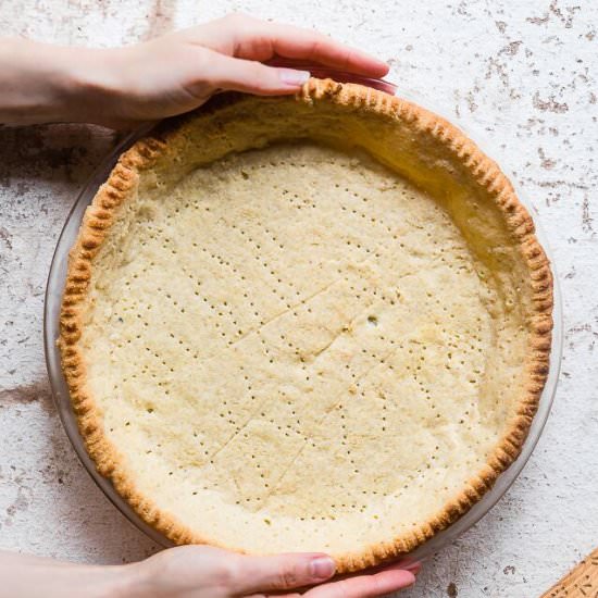 Low Carb Paleo Pie Crust - Recipe photo by foodfaithfitness