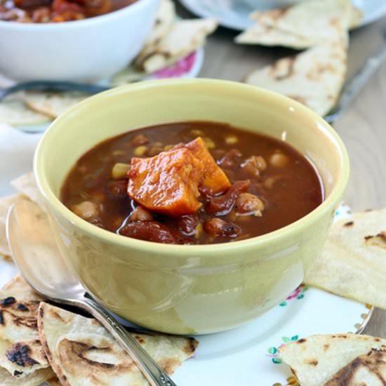 Sweet Potato Chili with Cocoa - Recipe photo by LisaViger