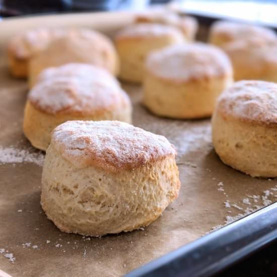 Classic plain scones - Recipe photo by Cuisine Fiend