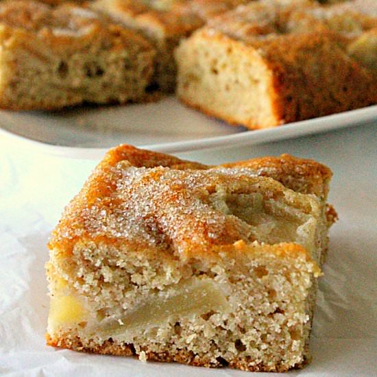 Versatile Apple or Plum Cake - Recipe photo by thelinkssite
