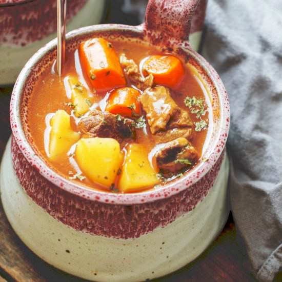 Classic Beef Stew - Recipe photo by Damaris_Gore