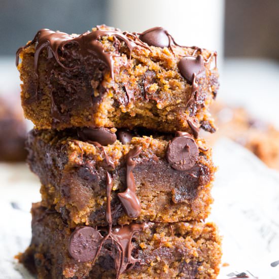 Fudgy Pumpkin Blondies - Recipe photo by paleorunningmomma