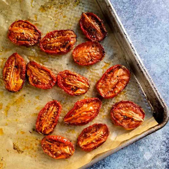 Slow Roasted Tomatoes - Recipe photo by peelwithzeal
