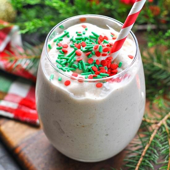 Frosted Gingerbread Cookie Smoothie - Recipe photo by The Seasoned Mom