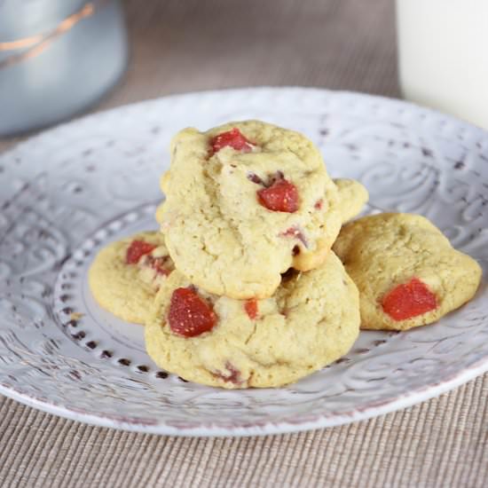 Strawberry Cookies - Recipe photo by craftcooklove