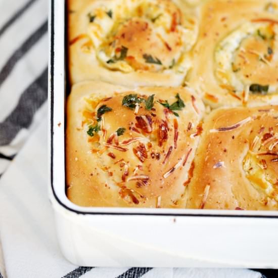 Roasted Garlic Cheese Buns - Recipe photo by ONEarmedMAMA