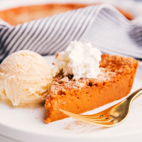 CRUSTLESS PUMPKIN PIE - Recipe photo by The Food Cafe