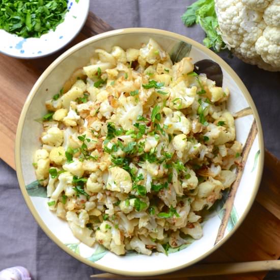 Garlicky Sautéed Cauliflower - Recipe photo by mama ia blog