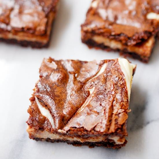 Cream cheese swirl brownies - Recipe photo by evabakes