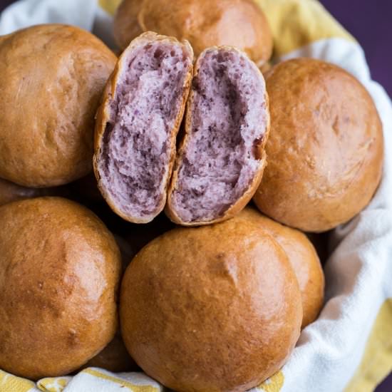 Purple sweet potato dinner rolls - Recipe photo by Wild wild whisk