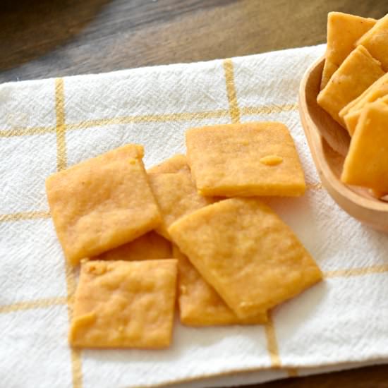 Gluten Free & Vegan Cheez-Its - Recipe photo by living freely gluten free