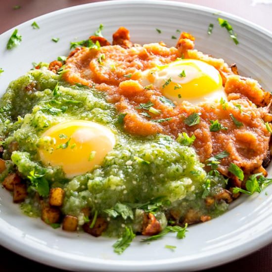 Huevos Divorciados - Recipe photo by MexicanPlease