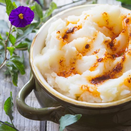Chipotle Garlic Mashed Potatoes - Recipe photo by cookingwithawallflower