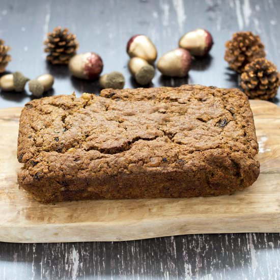 Carrot Christmas loaf cake - Recipe photo by Mandy Sneaky Veg