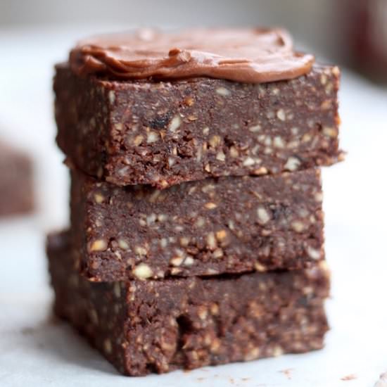 No Bake Nutella Brownies - Recipe photo by theconscientiouseater